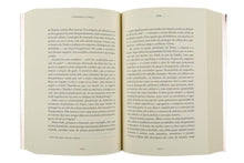 A Enxada e a Lança. A África antes dos Portugueses