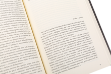 Inventário de Junho. Cartas sem Moral Nenhuma. Agosto Azul. Sabina Freire