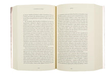 A Enxada e a Lança. A África antes dos Portugueses
