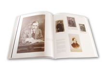 Enfim, A República! Colecção António Pedro Vicente